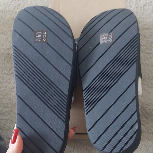 Roots Black Slide Sandals - Picture 5 of 5